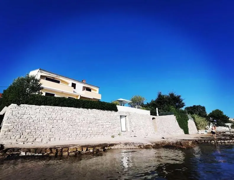 Villa Sirius Tkon 0*,  Croatia