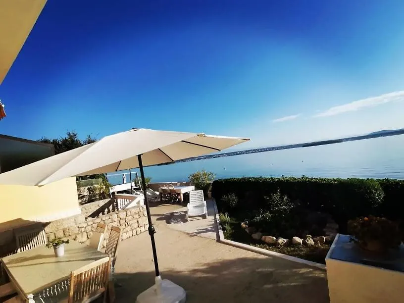 Villa Sirius Tkon Croatia
