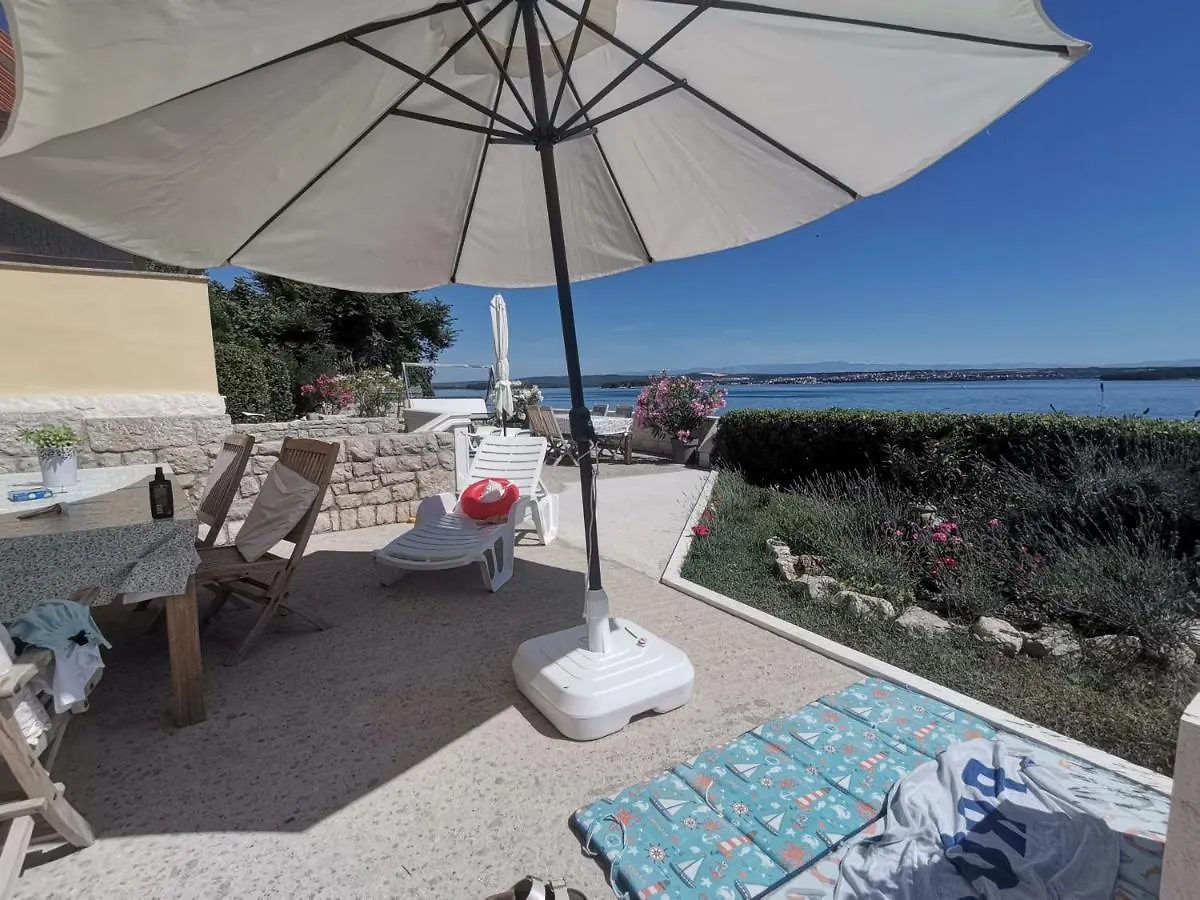 Villa Sirius Tkon Apartment