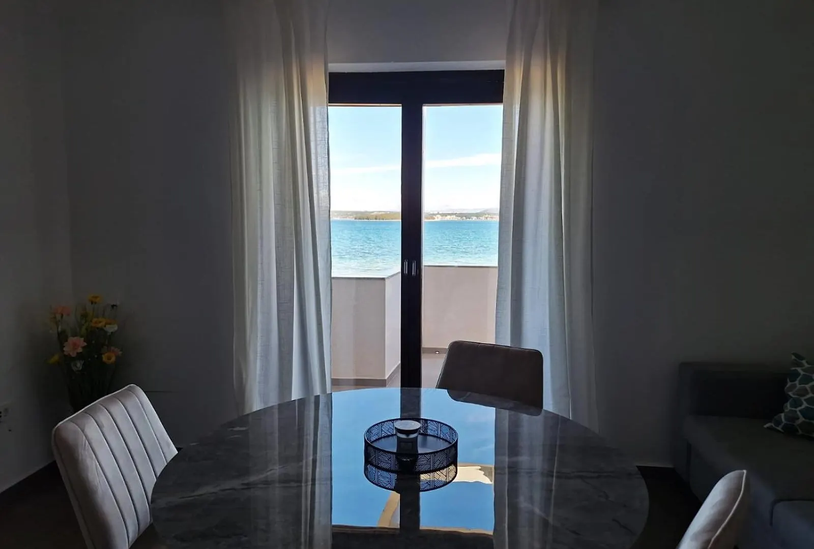 Villa Sirius Tkon