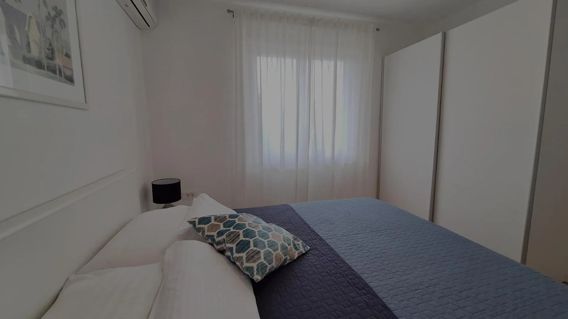 Villa Sirius Tkon Apartment